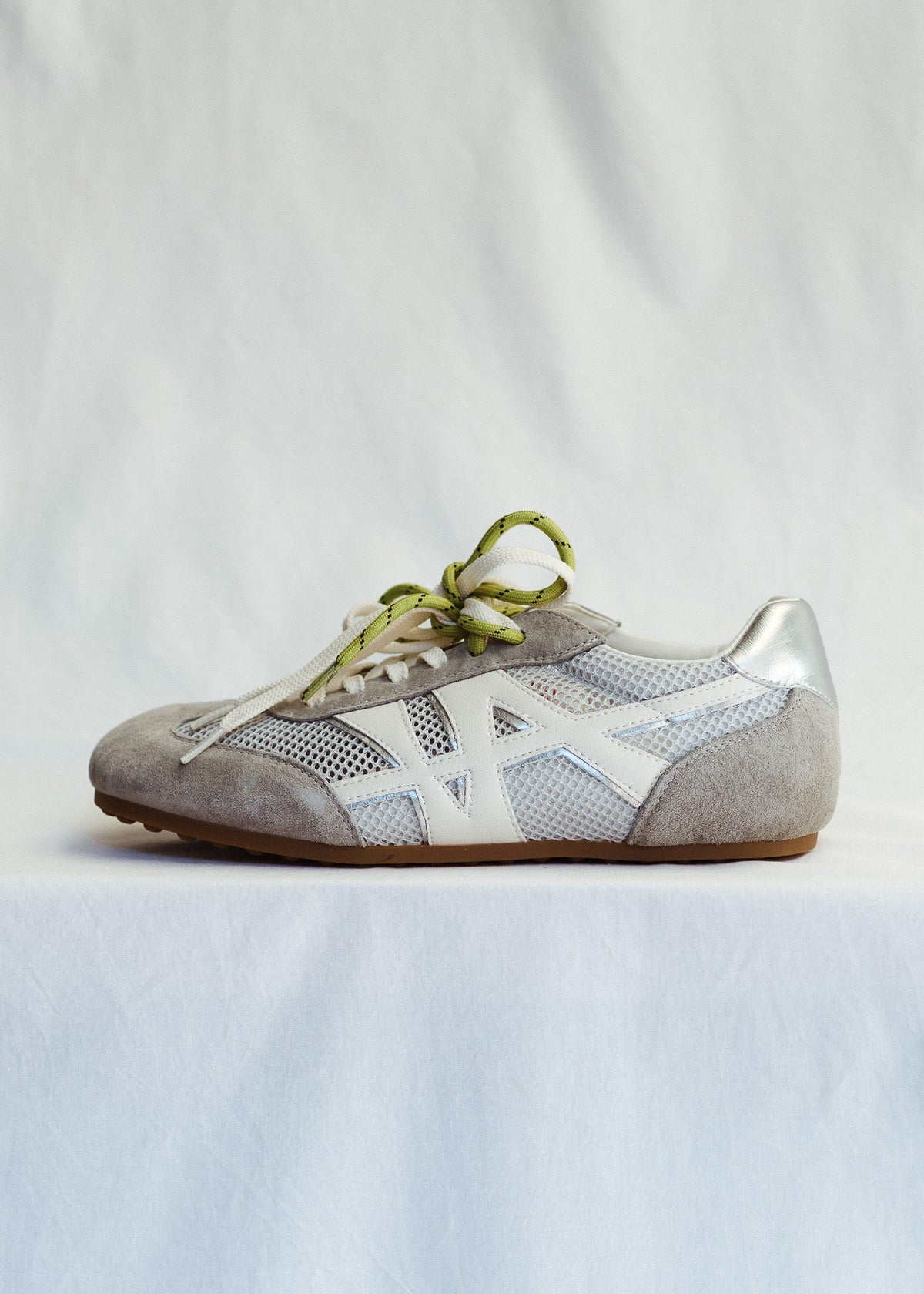 COOL GREY Relaxed Sneaker