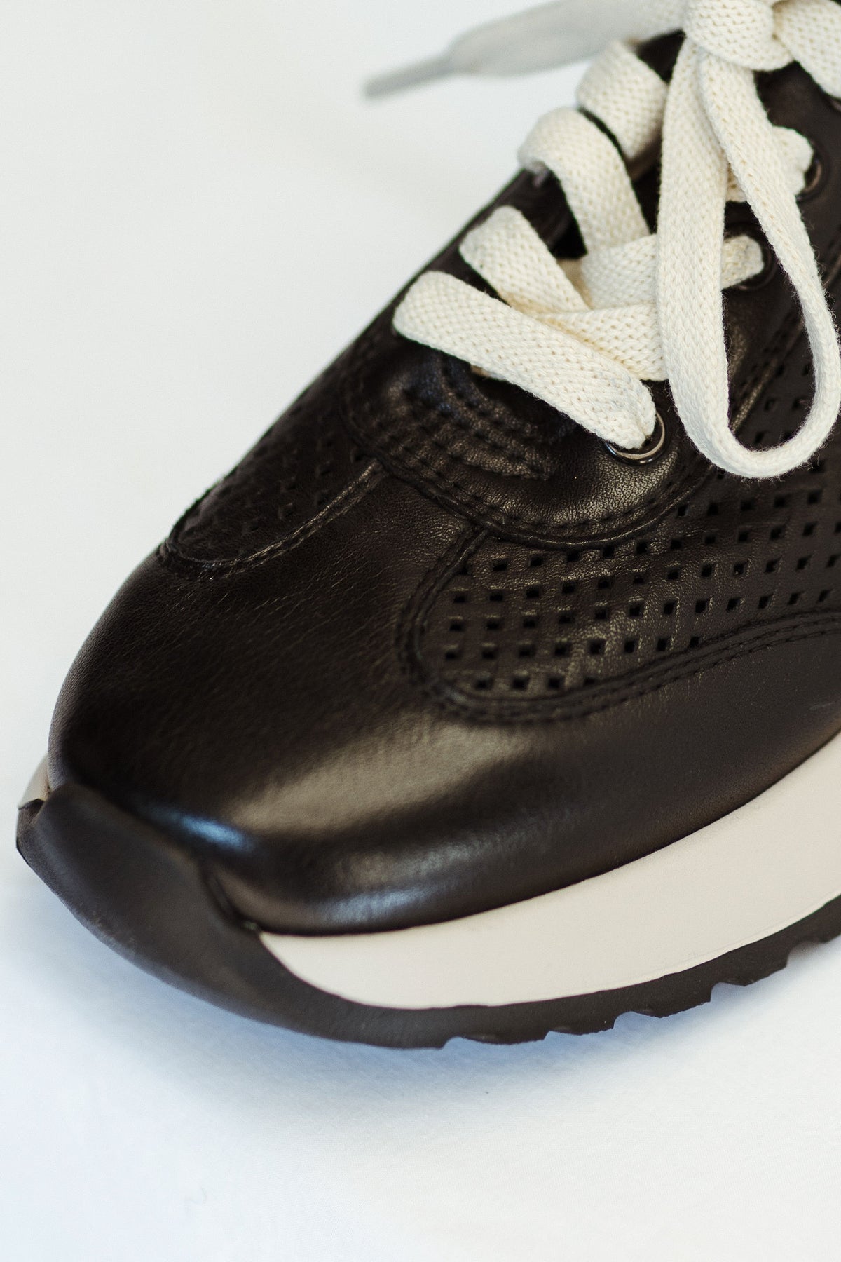 MIDNIGHT Cloud Sneaker